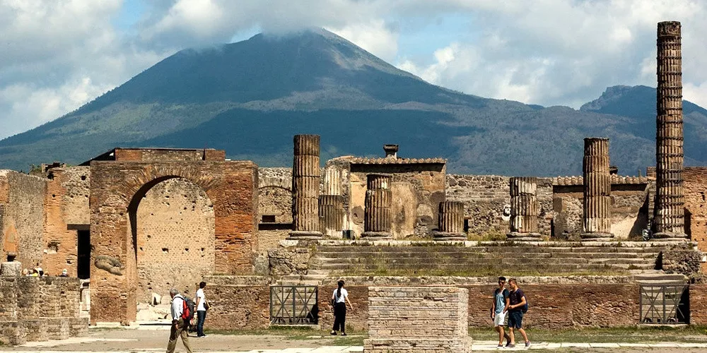 De Roma a Pompeia passando por Nápoles
